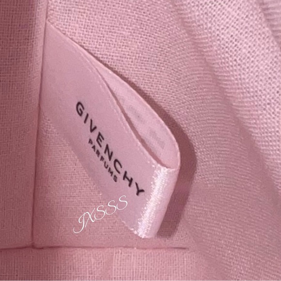 (Baby-Pink) Givenchy Beauty (Satin-Lined) Cosmetic-Makeup Bag - Picture 13 of 14
